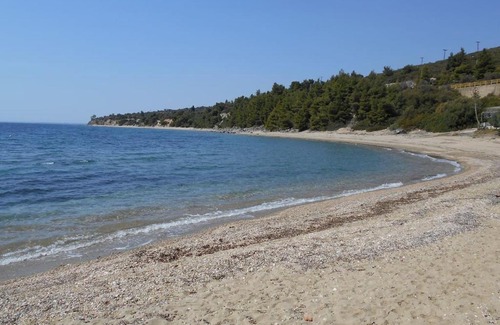 Psakoudia Apartment | Quiet family apt, 10m from the beach