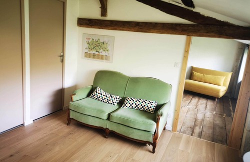 Cherveux Bed & Breakfast | Quiet gite at the gateway to the Marais Poitevin. Ideal for a family!