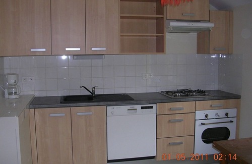 Quimper Cottage | Quiet gîte on the outskirts of Quimper, rated 3*, 3 bedrooms, sleeps 6, fully equipped,