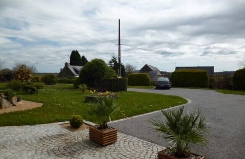 Quimper Cottage | Quiet gîte on the outskirts of Quimper, rated 3*, 3 bedrooms, sleeps 6, fully equipped,