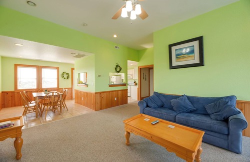 Hatteras Apartment | Quiet Hatteras Duplex With Decks ~ 1 Mile to Beach