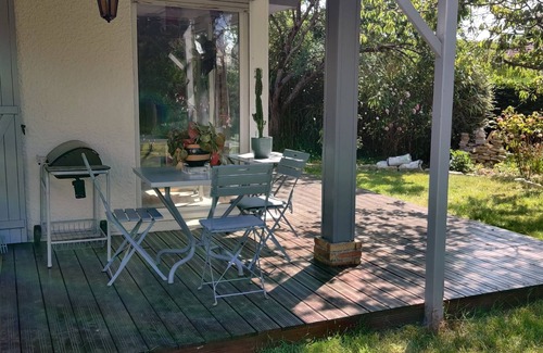 Cernay-la-Ville House | Quiet house 5 minutes from Les Vaux de Cernay, garden + private parking