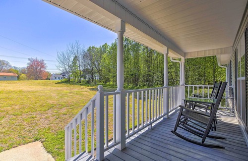 Lawrenceville Cottage | Quiet Lawrenceville Home Near Shopping & Parks!
