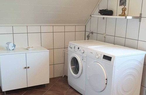 Blersum Apartment | Quiet, modern cozy apartment near the North Sea