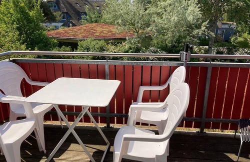 Wieck auf dem Darss Apartment | Quiet, modern furnished apartment with balcony in thatched roof house