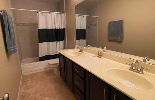 Chandler House | Quiet Private Room with Walk-in Closet, Pool, Grill