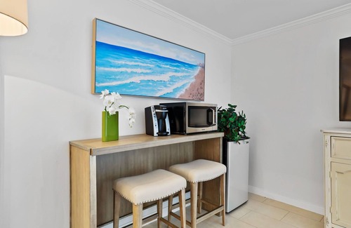 Dana Point House | Quiet, residential home with private room and bath in South Laguna, Dana Point