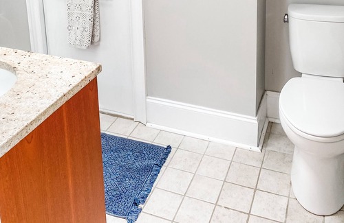Johns Island Apartment | Quiet retreat 20 min to Downtown Charleston & Kiawah-your perfect getaway!