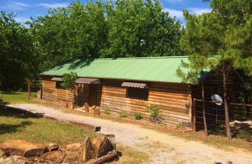 Skiatook Cabin | Quiet & Secluded Cabin On Skiatook Lake