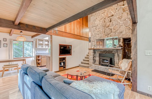 Washougal Cabin | Quiet waterfront cabin on an acre lot with private hot tub & river access