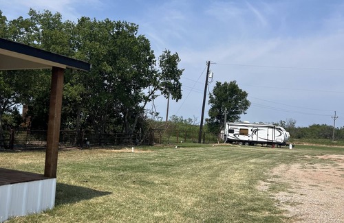 Wichita Falls Cottage | Quietly Nestled Mini Home