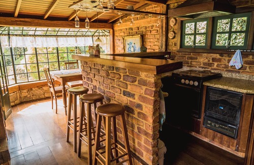 Araras Ski Chalet | Quinta59: Hospedagem De Charme Chalé João-de-barro