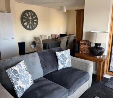 Telford House | Quirky and spacious
