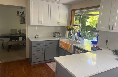 Edmonds House | quite and private near trails and downtown
