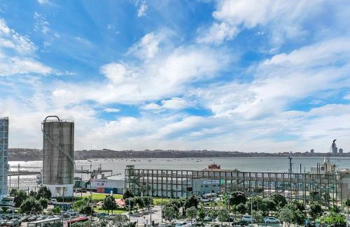Auckland Central Business District Apartment | QV Stays Viaduct Studio