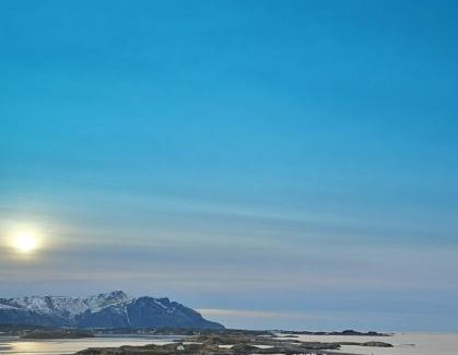 Fraena Cabin | Rødseth gårdsovernatting Hytter