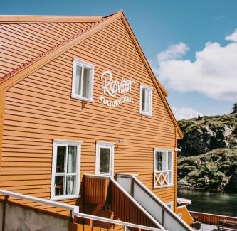 Rovaer Hotel | Røvær KulturHotell
