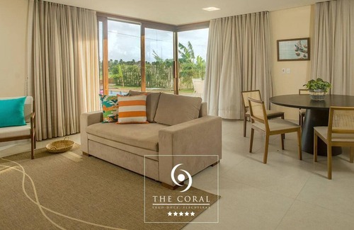 Acarai House | R 1653 The Coral Beach Resort Triari
