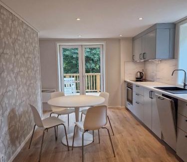 Kungsangen Apartment | R apartment in Kungsängen