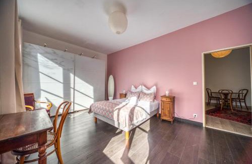 Secteur 2 Apartment | R'Apparts T4 Le Prieuré