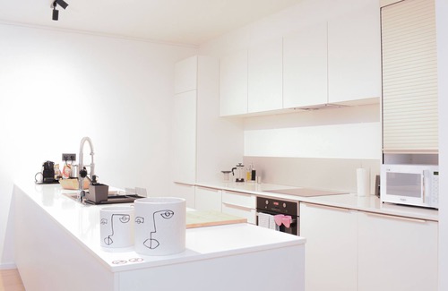 Saint-Josse-ten-Noode Apartment | R213 - Executive Gem in Brussels