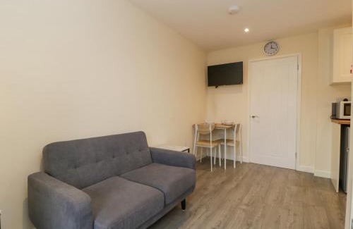 Blakeney Apartment | Rabbits Warren