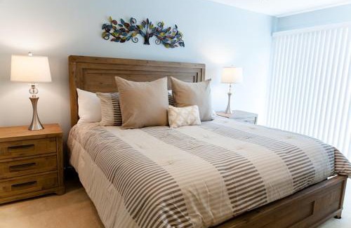 Twin Oaks House | Racquet Club 10 by Wild Dunes, in Resort Core