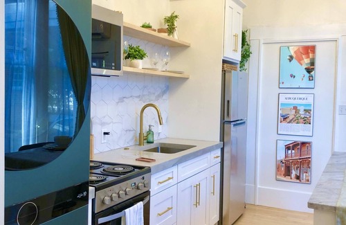Downtown Albuquerque Apartment | Radiant Historic Downtown Home I Lots of Light I Covered Parking