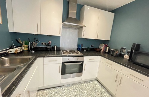 Lee Green Apartment | Radiant & Homey 1BD Flat, Hither Green!