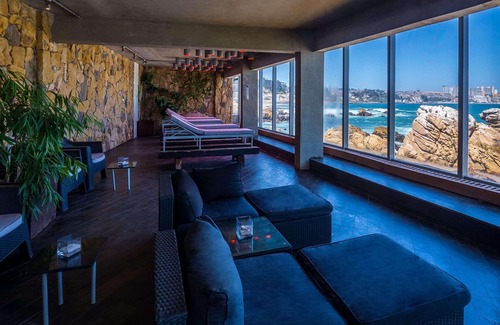 Concon Hotel | Radisson Blu Acqua Hotel & Spa Concon