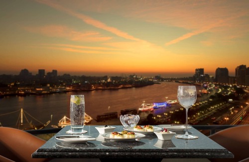 Al Rigga Hotel | Radisson Blu Hotel, Dubai Deira Creek