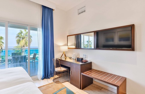 Al Kubus Hotel | Radisson Blu Resort, Fujairah