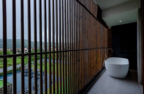 Kune N.m. Hotel | Radisson Resort and Spa Lonavala