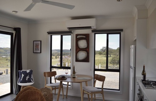 Raglan House | RAGLAN Retreat Victoria - Peaceful Mountainside Views