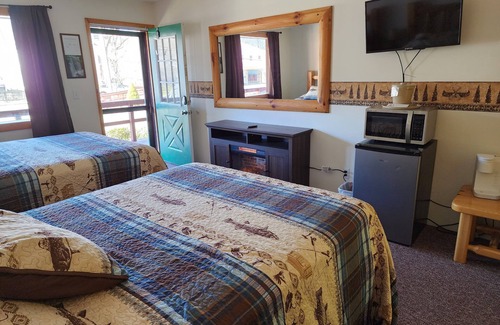 Ohiopyle Hotel | Railroad | 1BR,1BA, Cabinesque Hotel in Ohiopyle