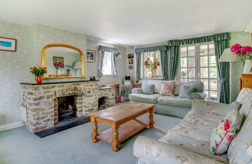 Littlebredy House | Rainbow Cottage in Litton Cheney
