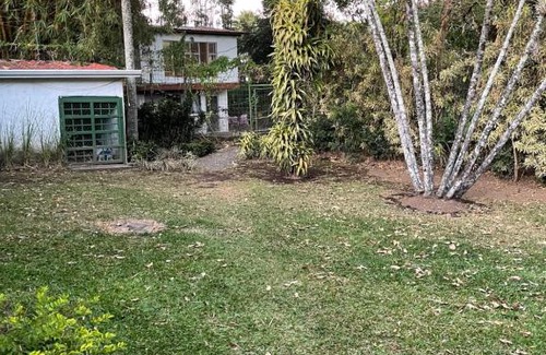 Escazu House | Rainforest Cabin in Escazu. Best of both words