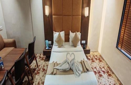 Ahmednagar Hotel | Raj Regency