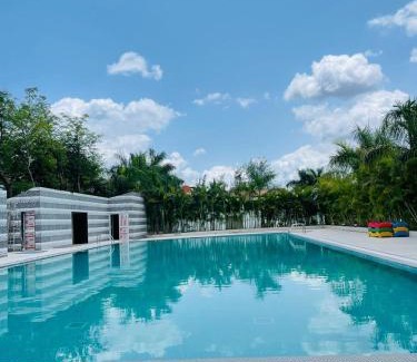 Dadra Resort | RAJ RESORT & BANQUETS
