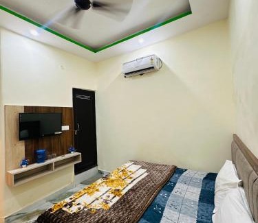 Orchha Hotel | Raja Ki Hotel