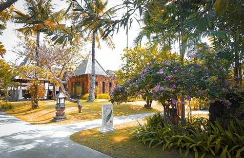 Kartika Plaza Cottage | Rama Beach Deluxe Cottage