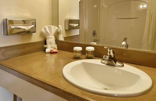 Downtown Anchorage Hotel | Ramada by Wyndham Anchorage