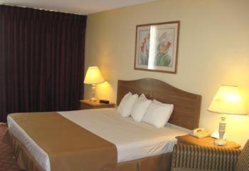 Franklin Park Hotel | Ramada by Wyndham Austin South