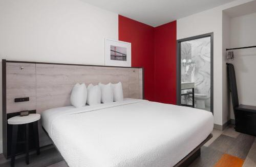 Midwood Hotel | Ramada by Wyndham Brooklyn Near Flatbush