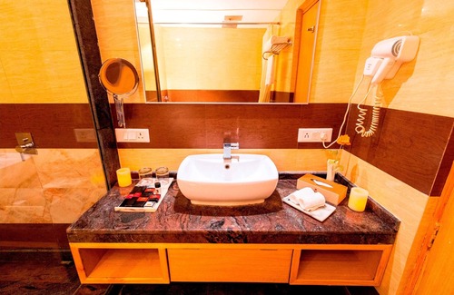 Neemrana Hotel | Ramada by Wyndham Neemrana