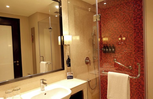 Lucknow Hotel | Ramada Plaza by Wyndham Lucknow