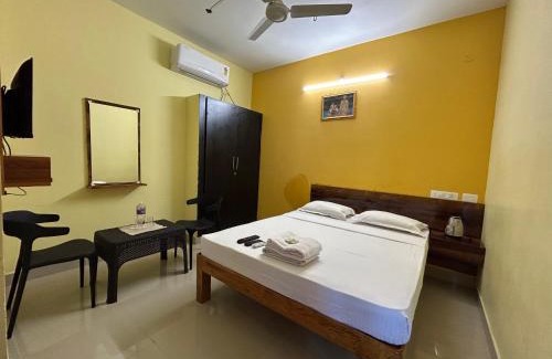 Srirangam Hotel | Ramakrishna Rooms Srirangam