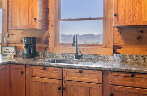 Bostic House | Rambling Rose Creekside Retreat near Asheville and Lake Lure