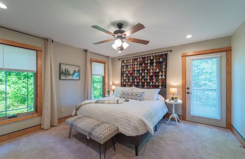 Marble Cabin | Rambling Waters - private upscale mountain cabin!