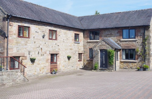 Leek Cottage | Ramshaw Rock - Ground floor cottage/apartment secure private garden dogs welcome